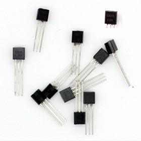 10x Transistor S9015 C331 - PNP - TO-92 - 37tran011