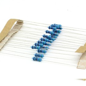 20x Résistances métal ¼W - 0.25w - 1% -  560ohm - 560R 
