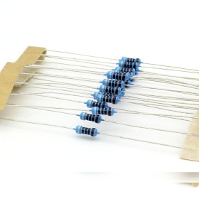 20x Résistances métal ¼W - 0.25w - 1% -  820ohm - 820R