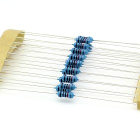 20x Résistances métal ¼W - 0.25w - 1% -  8.2kohm - 8.2k ohm
