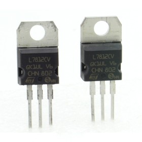 2x L7812CV - L7812 +12V 1.5A - Régulateur Tension - ST - T0-220 - 207IC008