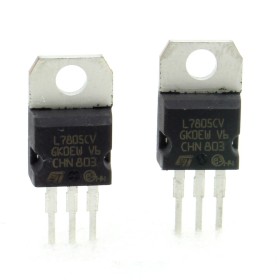 2x L7805CV - L7805 - +5V - 1.5A - Régulateur Tension - ST - T0-220 - 207IC009