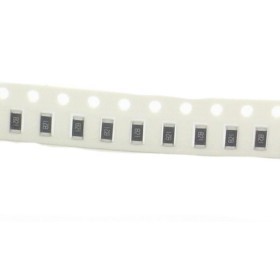 20x Resistance CMS 1206 820ohm - 821 - 1/4w - 5% - SMD