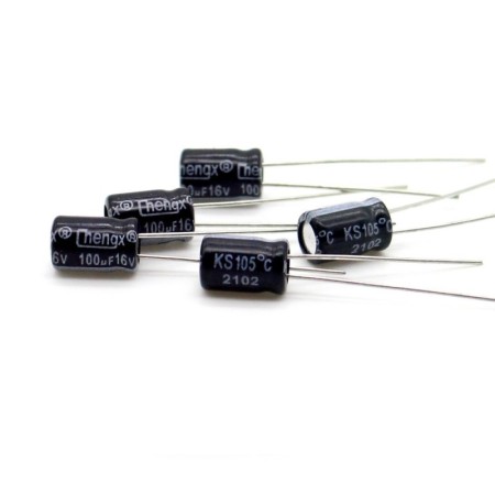 5x Condensateur 100uf - 16V - 5x7mm - P: 2mm - Chengxing - 381con861