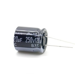 Condensateur 120uf - 250v - 18x20mm - P: 7.5mm - Rubycon - 384con881