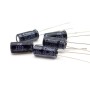 5x Condensateur chimique 22uF 50V 5x11mm